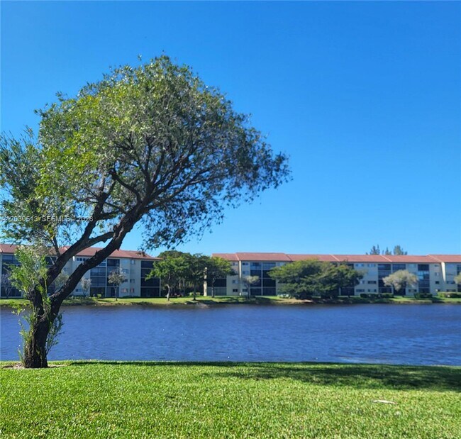 Photo - 13705 SW 12th St Unit 304B