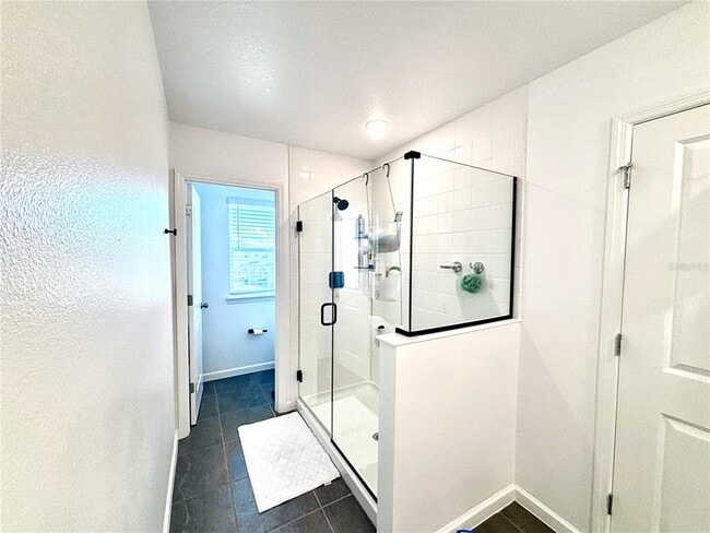 Photo - 921 Spring Palms Lp