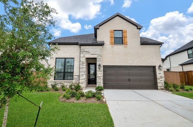 Building Photo - 3811 Hermitage Dr