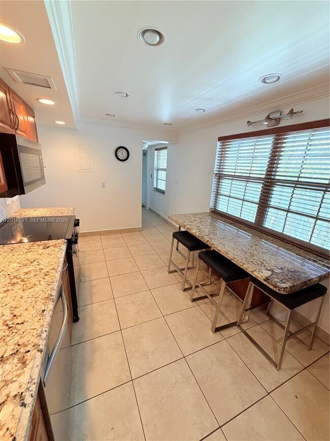 Photo - 4020 W Palm Aire Dr Unit 403