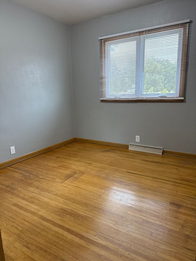 Photo - 543 Mildred Ave