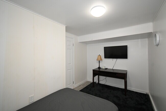 Photo - 236B Nicholson Street South, Prince George, BC, Canada Unit B