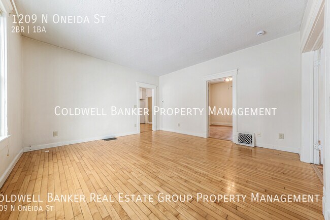 Photo - 1209 N Oneida St