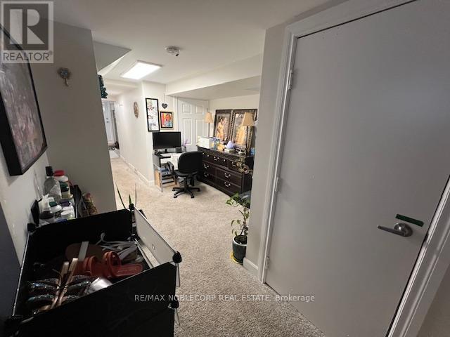 Photo - 77 Eastlawn St