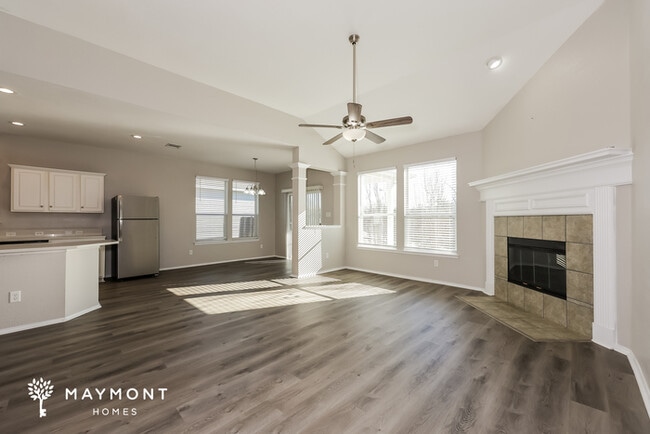 Photo - 2625 Gardendale Dr