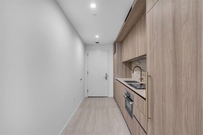 Photo - 77 SE 5th St Unit 2405