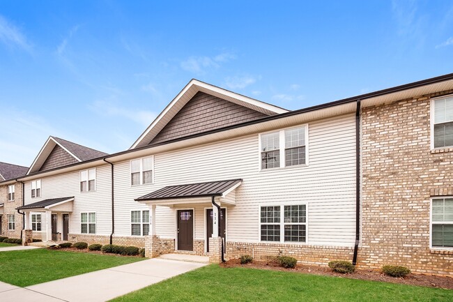 Photo - 114 Rowan St