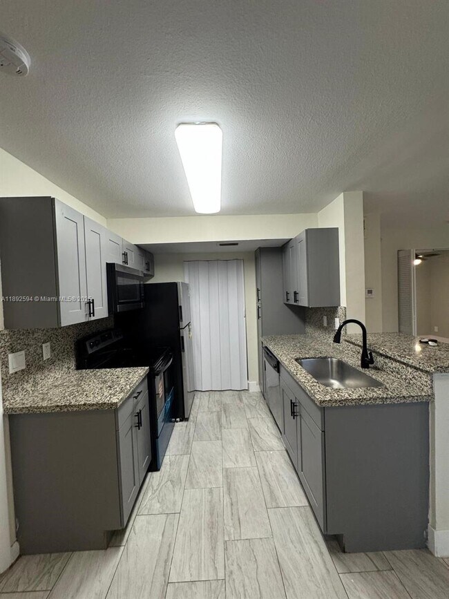 Photo - 8737 NW 39th St Unit 8737