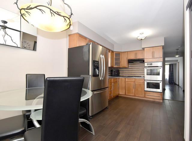 Photo - 2635 Maple St