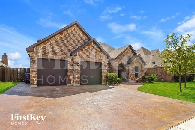 Photo - 723 La Paloma Rd