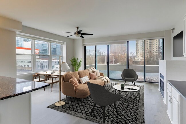 Photo - 5 E 14th Pl Unit 501