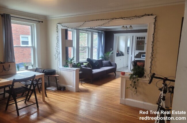 Photo - 86 Colborne Rd