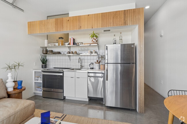 1BR, 1BA - 455SF - Kitchen