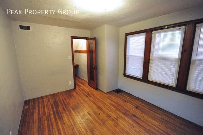 Photo - 71 W 8th Ave