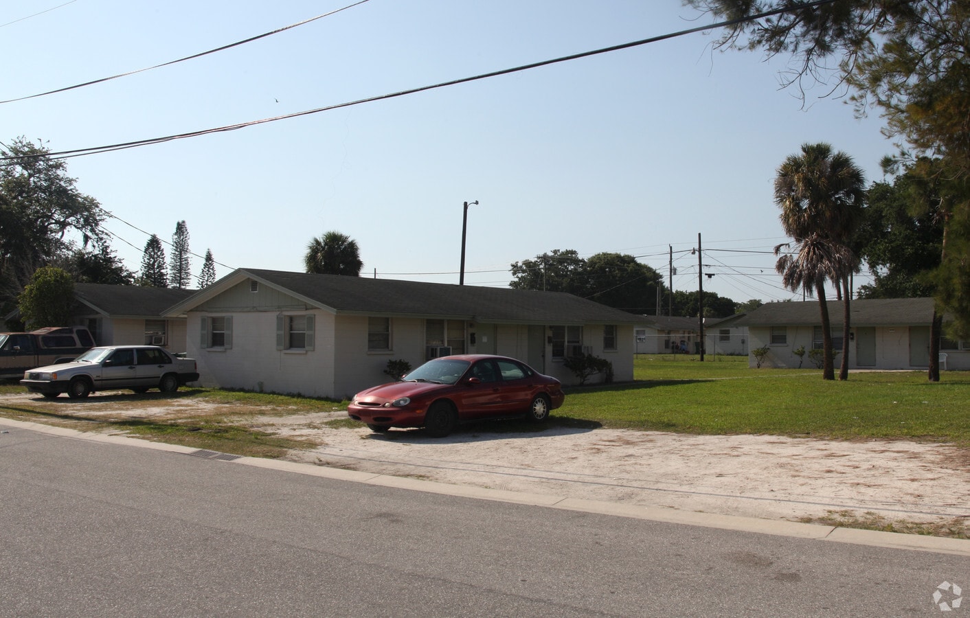Thomas Estates - 400 11th St W