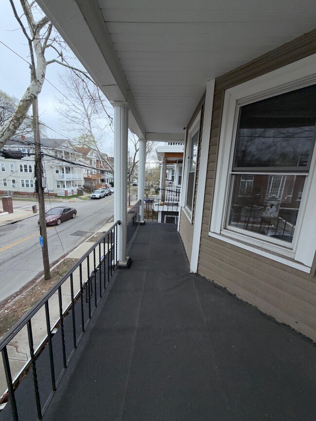 Photo - 154 Oakland Ave Unit 2