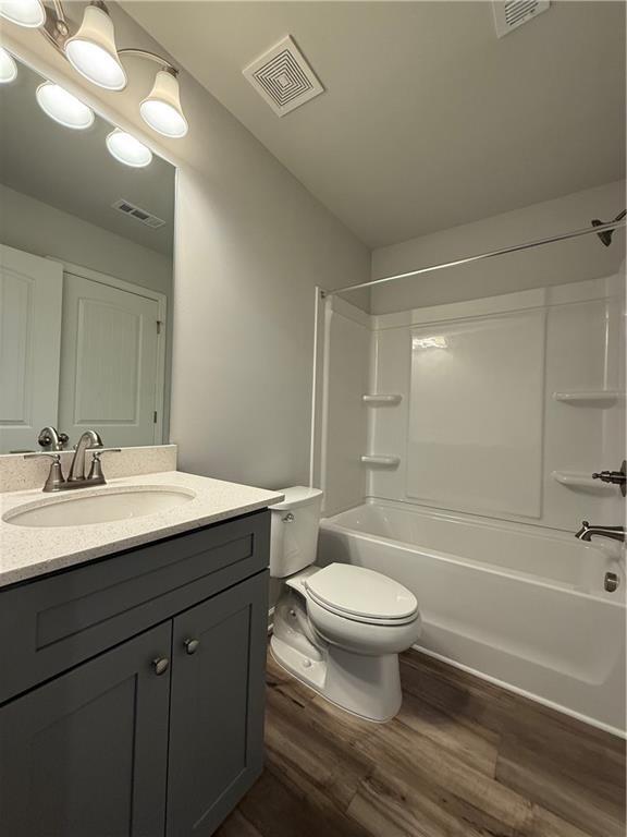 Photo - 3203 Bateman Drive SE