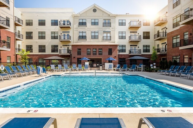 Photo - Highland Station