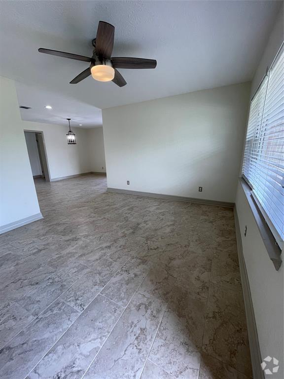 Building Photo - 4203 Ebbtide Dr Rental