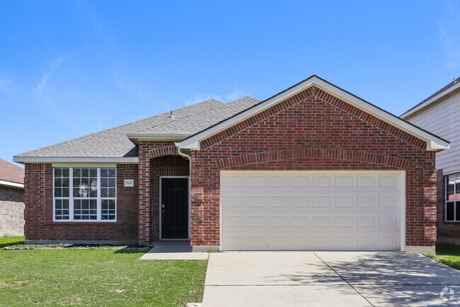 Building Photo - 7633 Hollow Forest Dr Rental