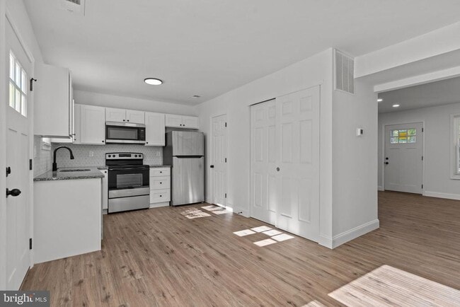 Photo - 224 Buckley St