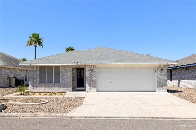 Photo - 1111 Lake View Dr Rental
