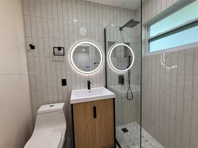 Photo - 345 Michigan Ave Unit 5