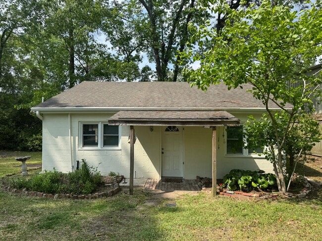 Photo - 1834 Belgrade Ave