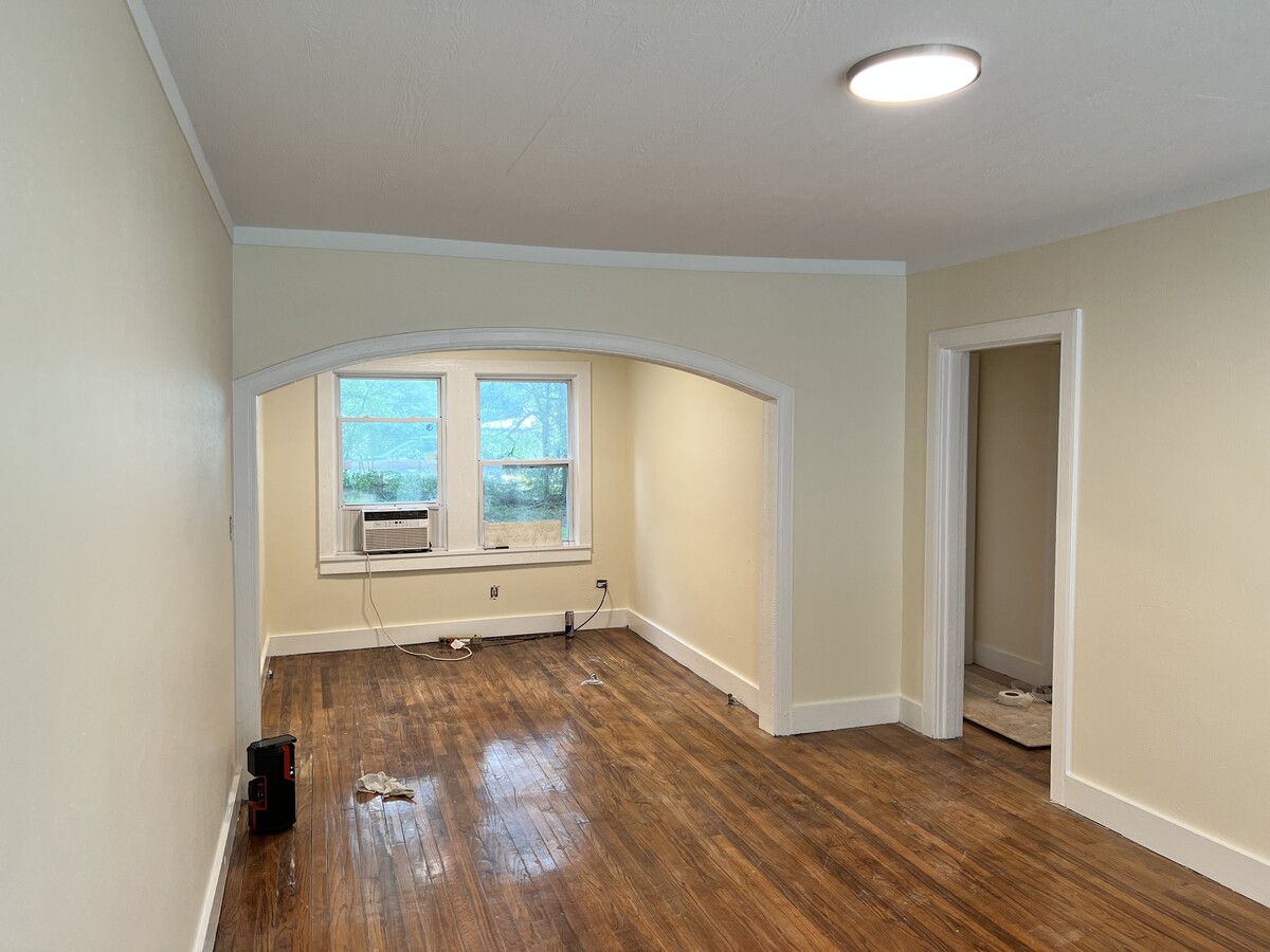 Photo - 802 McBee St