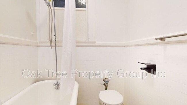 Photo - 1425 Harrison St