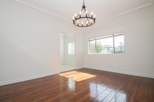 Photo - 8149 Blackburn Ave Unit 8149