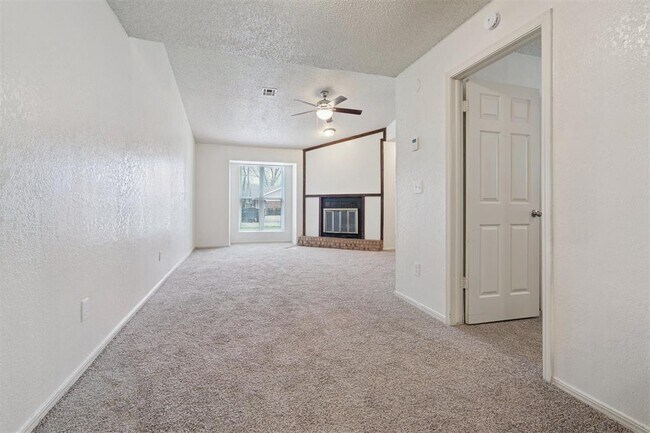 Photo - 6203 SE 47th St