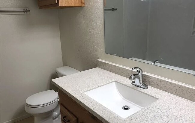 Photo - 3200 Cougar Trl