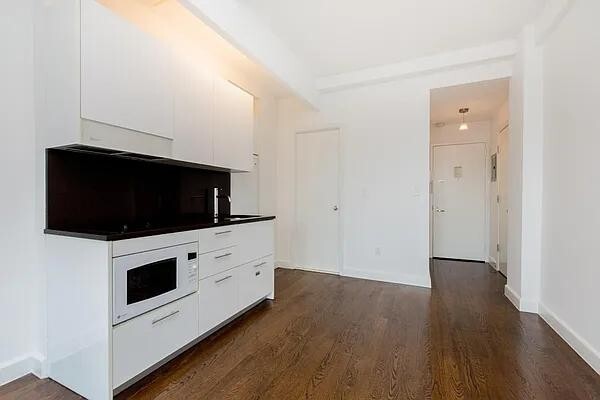 Photo - 212 W 91st St Apartment Unit 1035