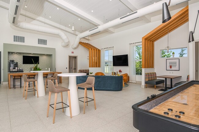 The Easton Riverview Apartments