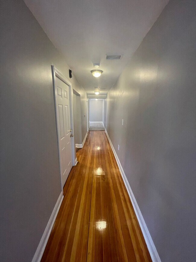 1 Ernst St Unit 2