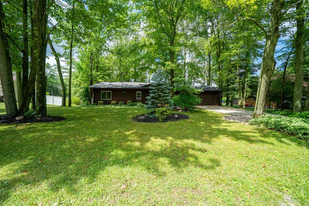 Photo - 8376 Cobblestone Ct