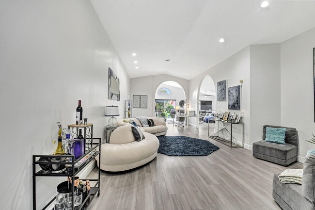 Photo - 7946 Sailing Shores Terrace