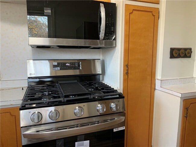 Photo - 80 Abington Rd