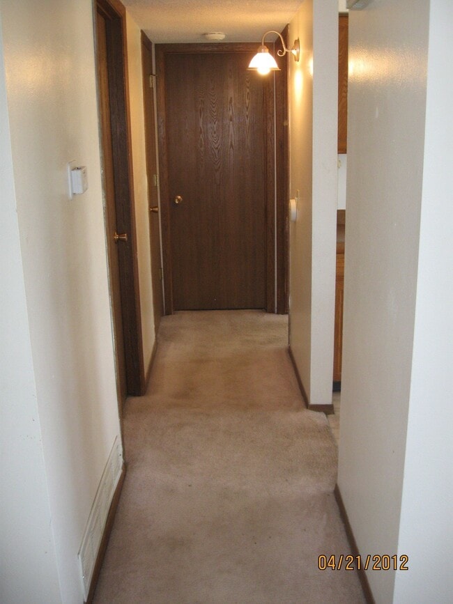 Photo - Victoria Crossing 2nd Floor Unit (17LO#1521-R) Unit 1521R