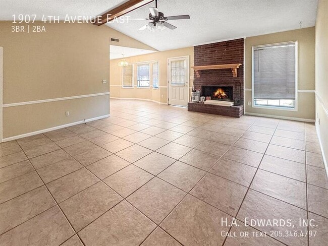 Photo - 1907 4th Ave E