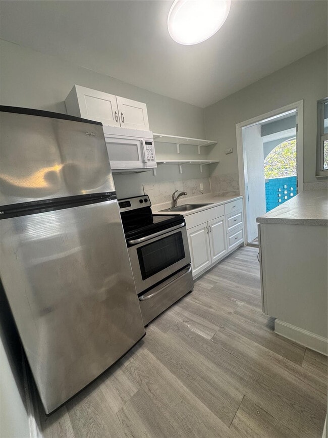 Photo - 828 NE 17th Ave Unidad 1