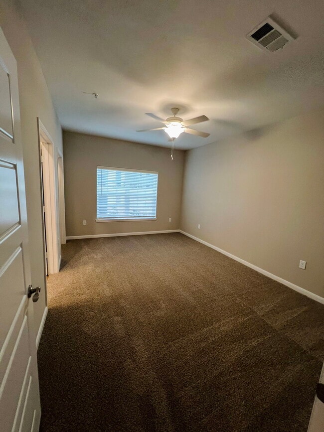 Photo - 401 Willow Grv Wy Unit 1021