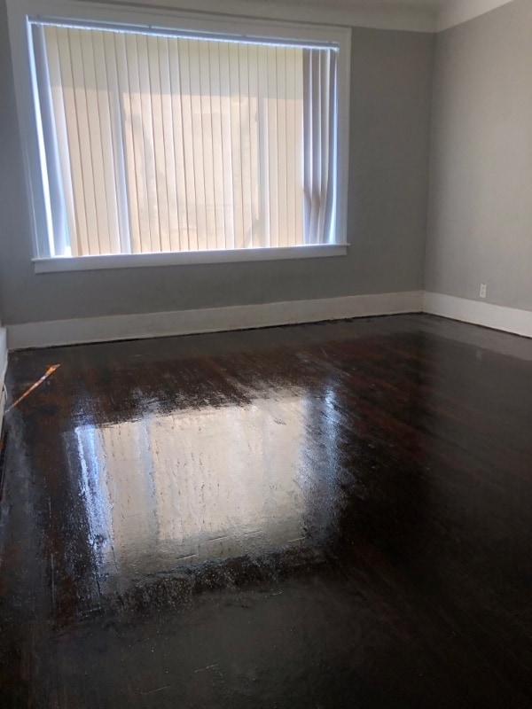 Photo - 15395 Linwood St