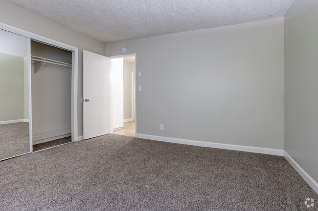 1HAB, 1BA - 875&nbsp;ft² - Malibu Apartments