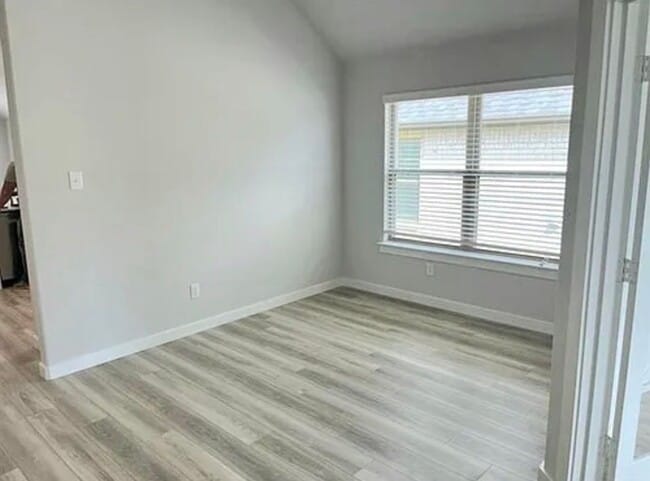 112 Huckleberry Rd