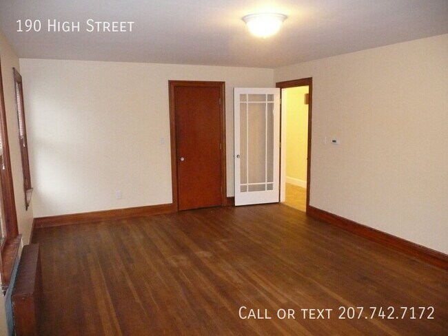 Photo - 190 High St