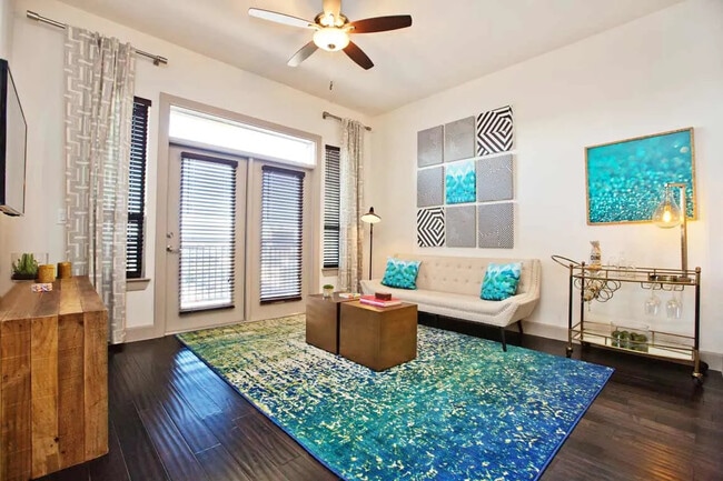 Photo - Making Midtown Buzz — Live in Style Today! Unit MTR1