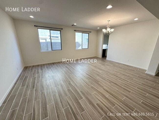 Photo - 3133 N Loma Vista