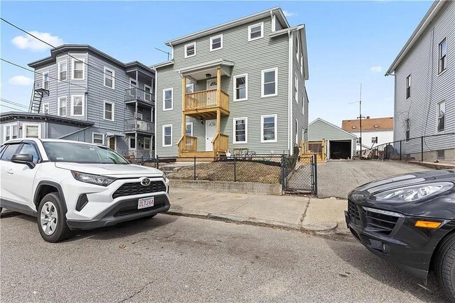 Photo - 94 Japonica St Apartment Unit 2